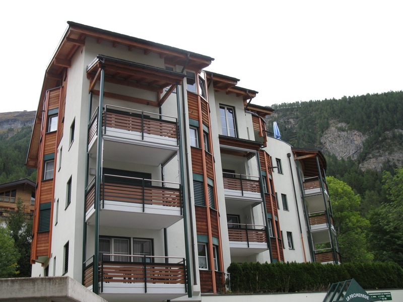 LA PROMENADE, spacious studio apartment, quiet place in the center